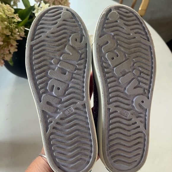 Native Kids Glitter Slip-On Sneakers - Purple and White - Picture 5 of 5